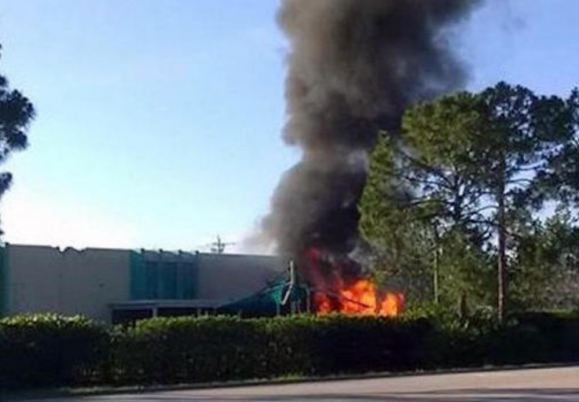 BREAKING: 1 killed, 1 injured after plane crashes into Florida daycare